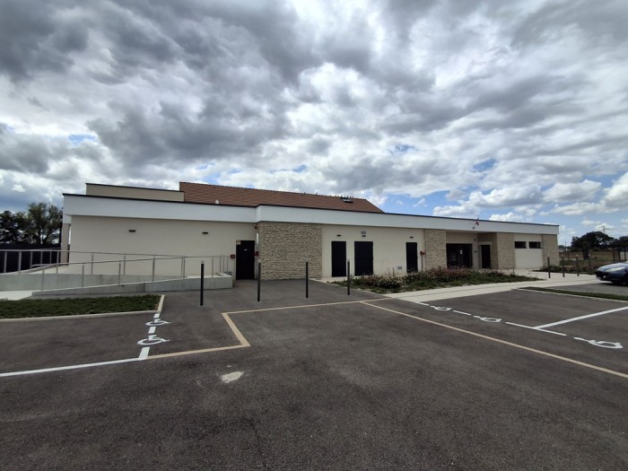 SALLE INTERGENERATIONNELLE